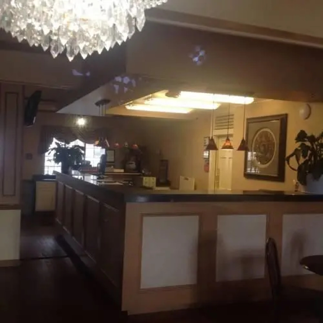 Econo Lodge Conference Center