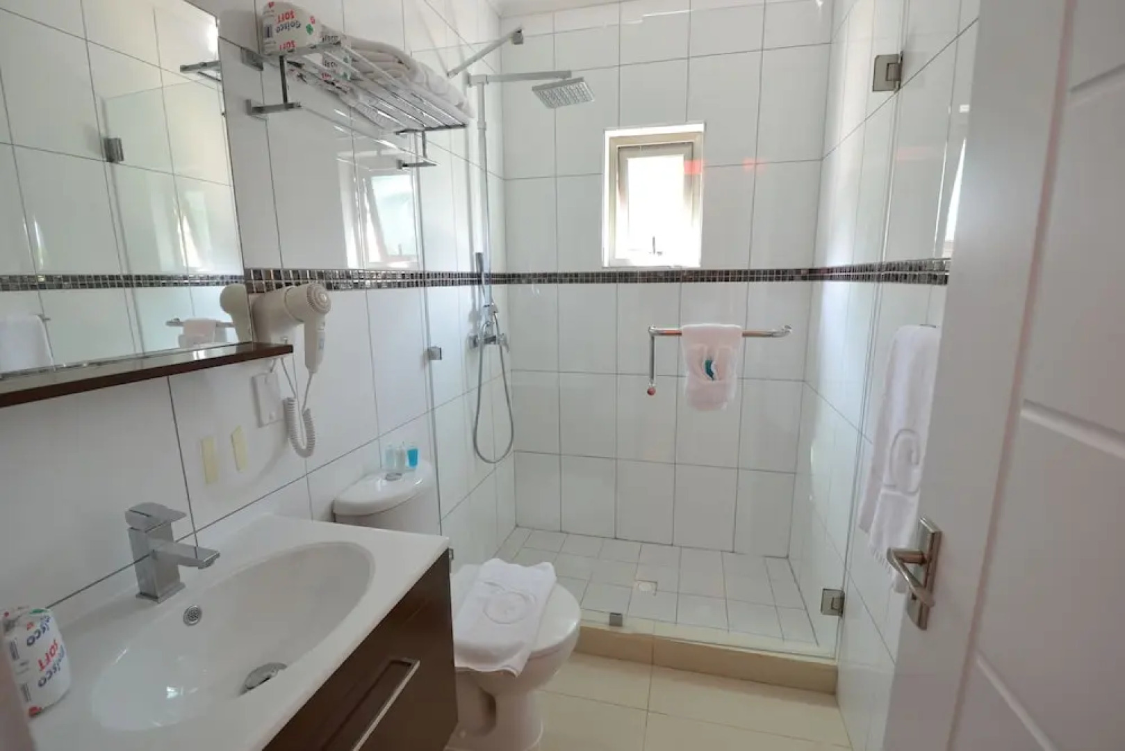 Quint's Travelers Inn