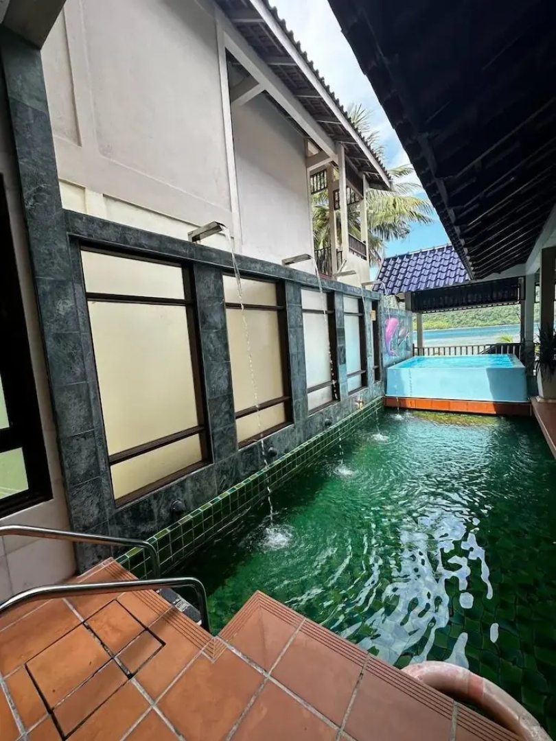 Perhentian Island Coralview Resort