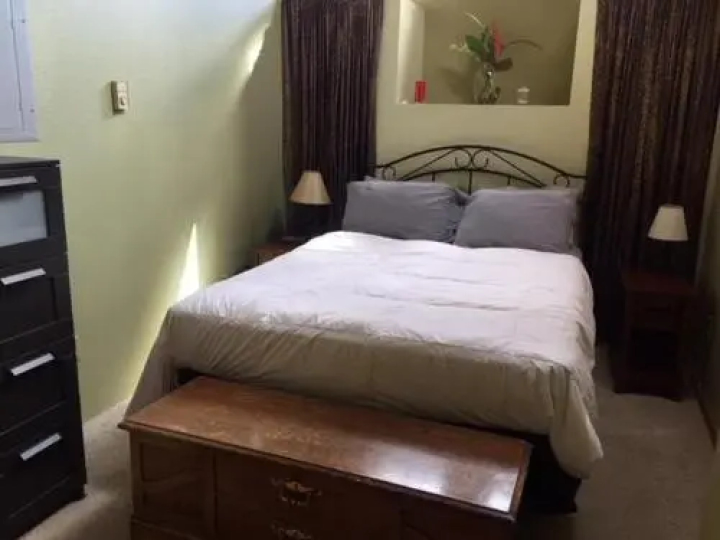 Waveseeker, Homes at White Salmon