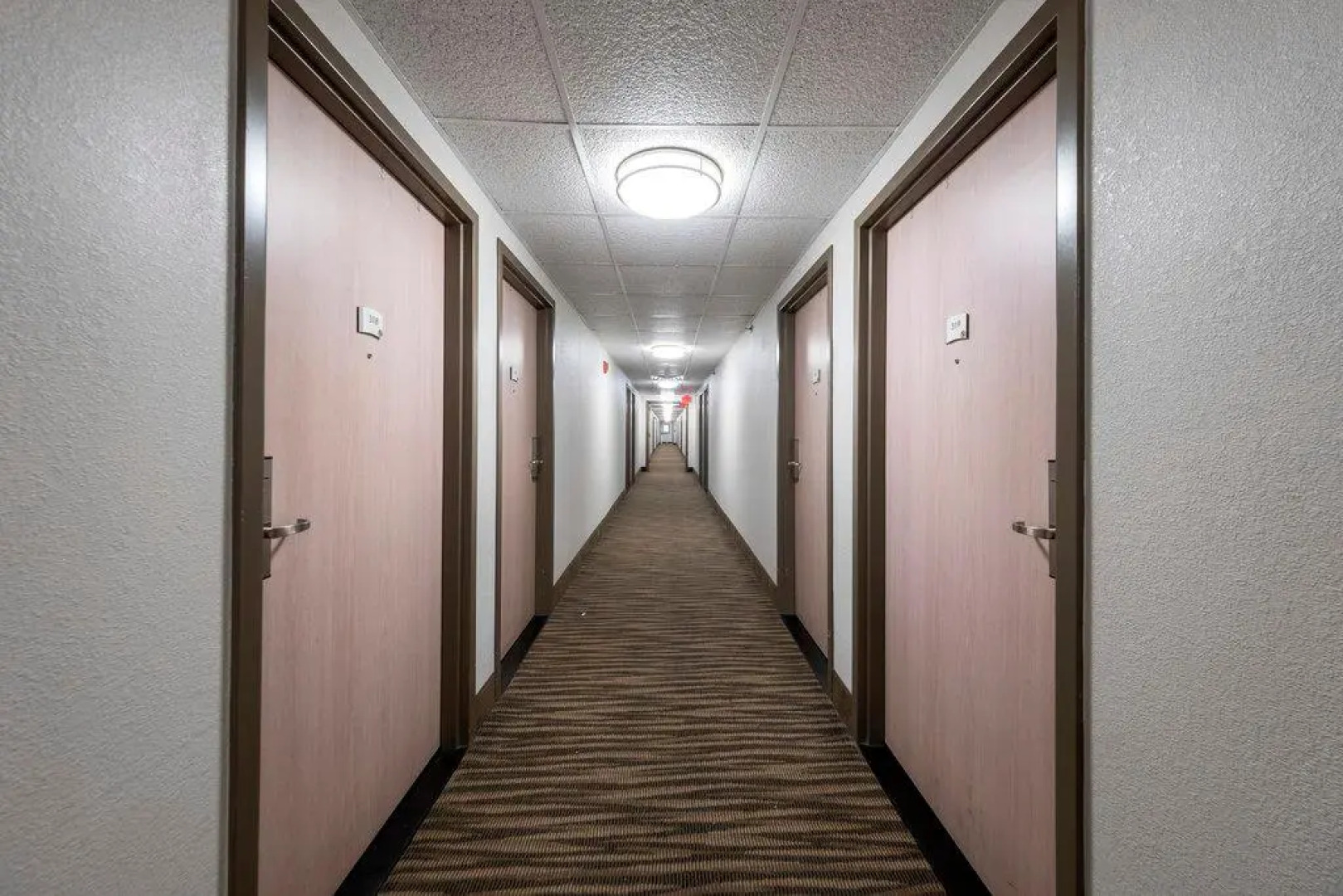 HomeTown Inn by Red Roof East Syracuse