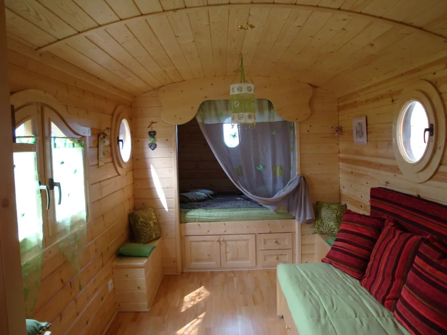 Maison d'hôtes La Roulotte des 4 Saisons