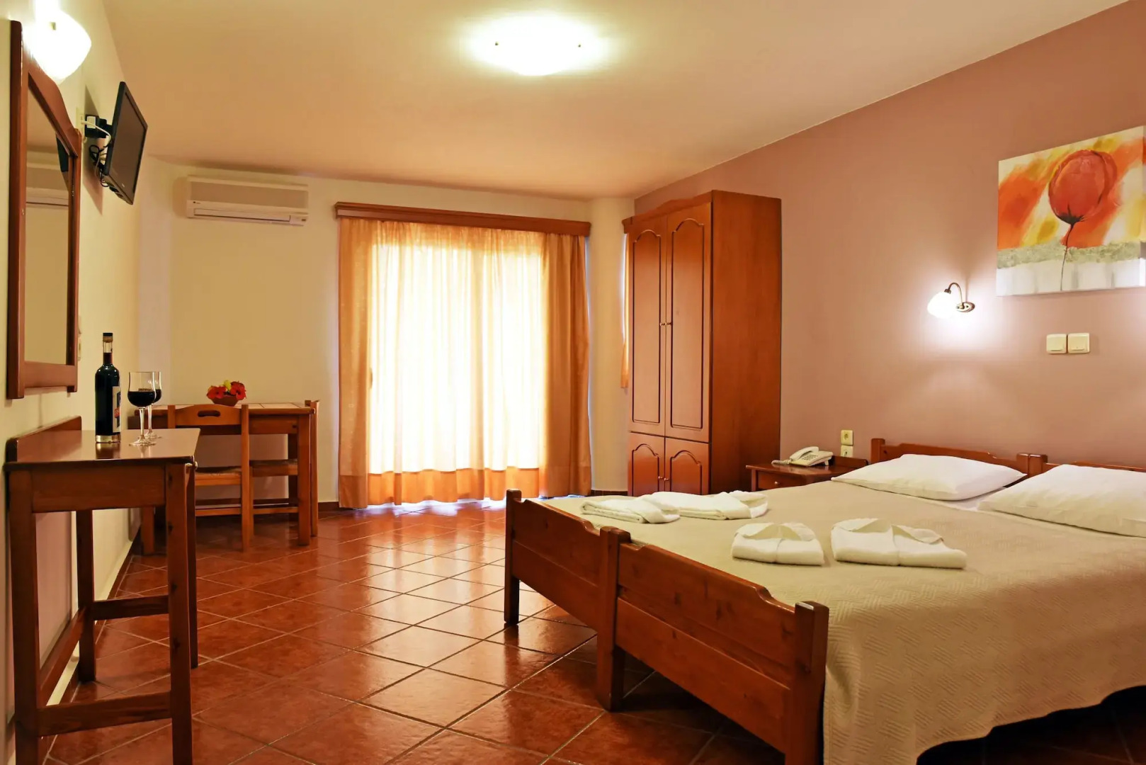 Iolkos Hotel Apartments