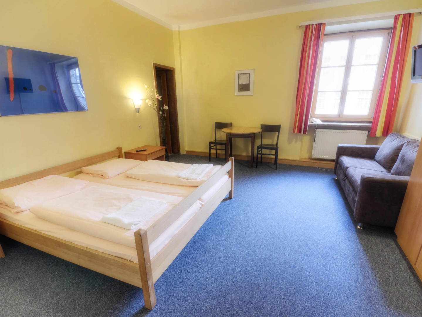 Euro Youth Hotel