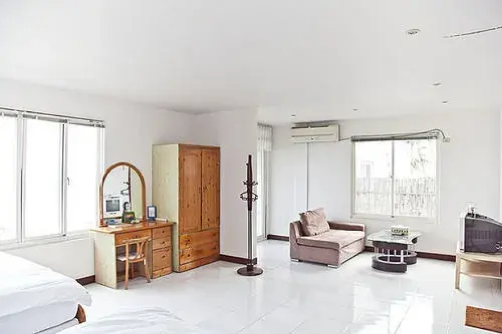 The harvest is ripe II Museum hoe Wo day a good day to rent backpackers farming museum