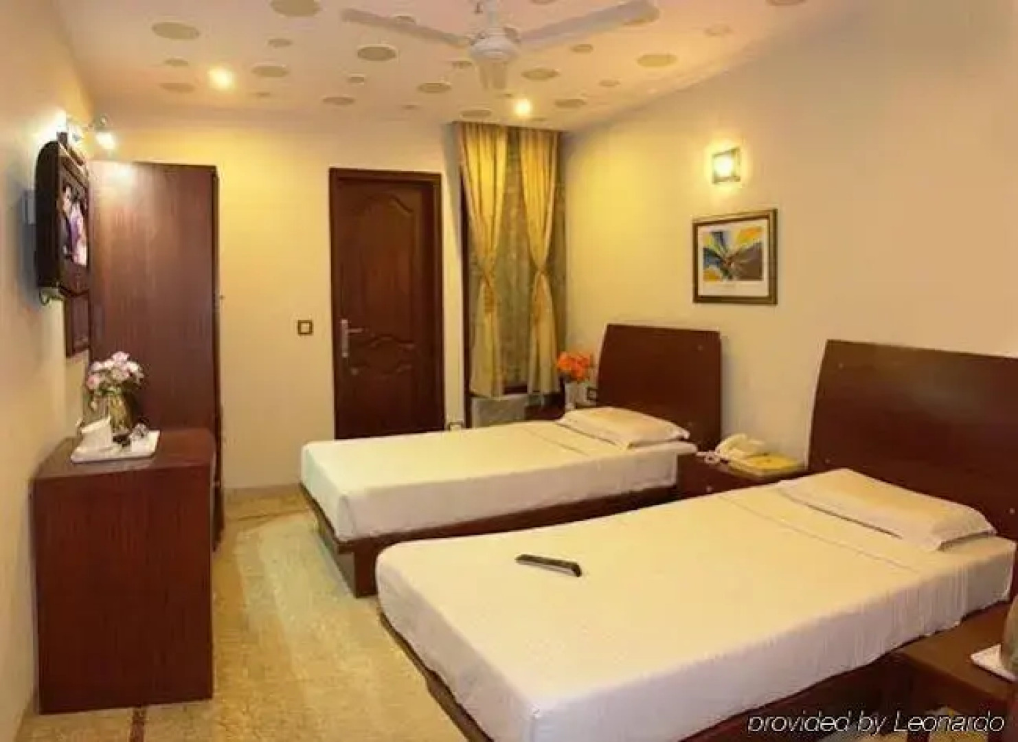 Hotel Sun City by OYO