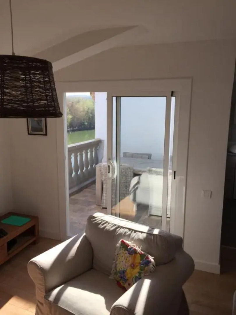 River Ebro Apartments