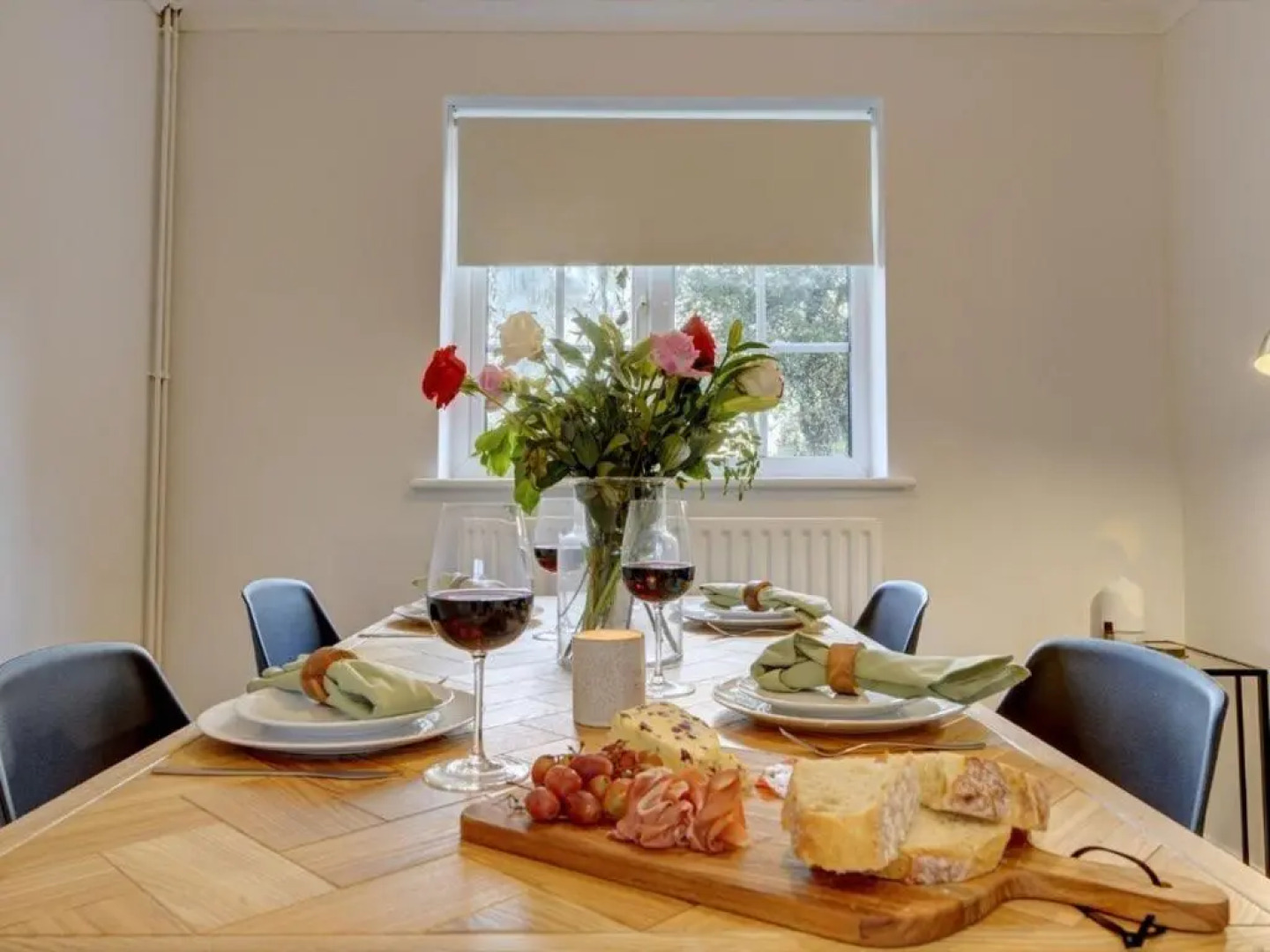 The Snagge I eco-Serviced Accommodation I A Cute Detached House I Large Garden I Pet Friendly I Free Parking I By SILVA