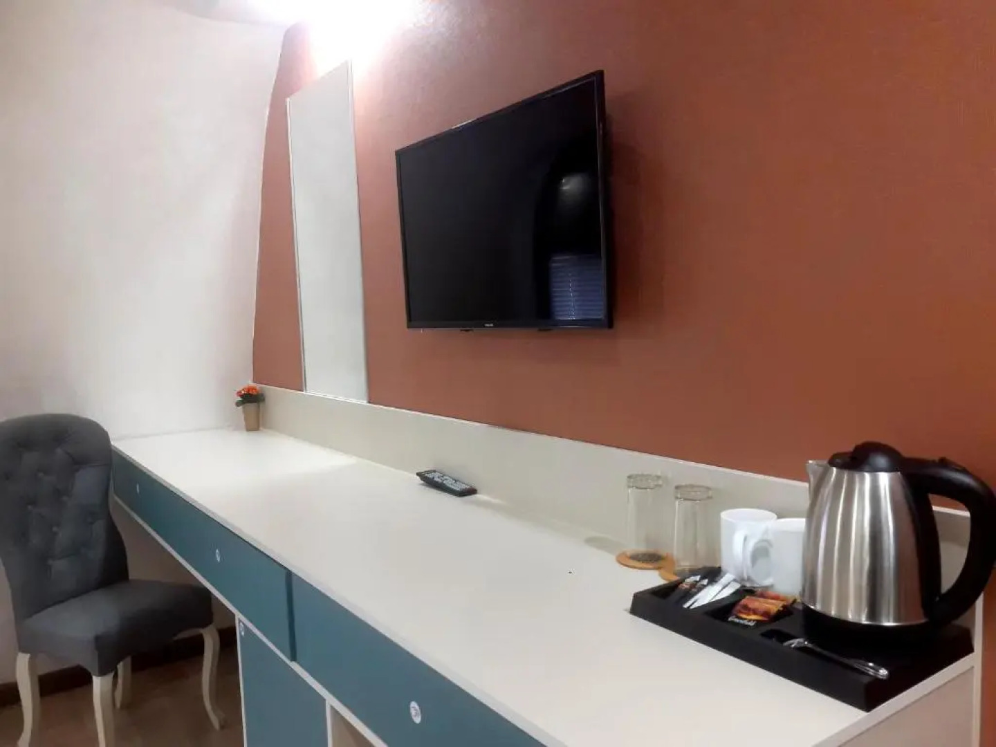 Отель DADIANI Inn