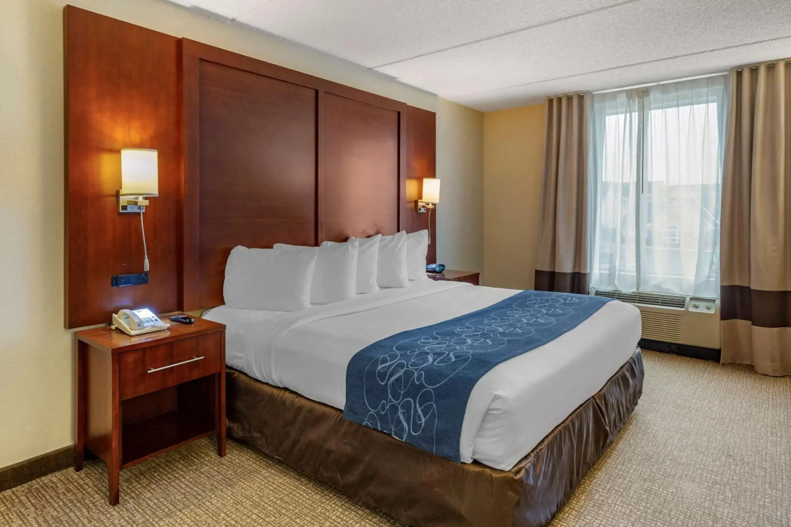 TK Palace Hotel & Convention