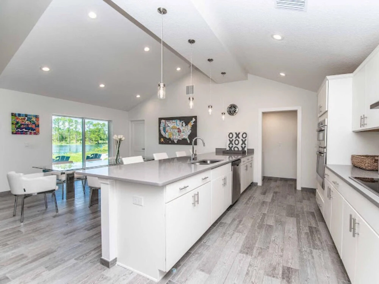 Swiss 14 - Lake Stephanie