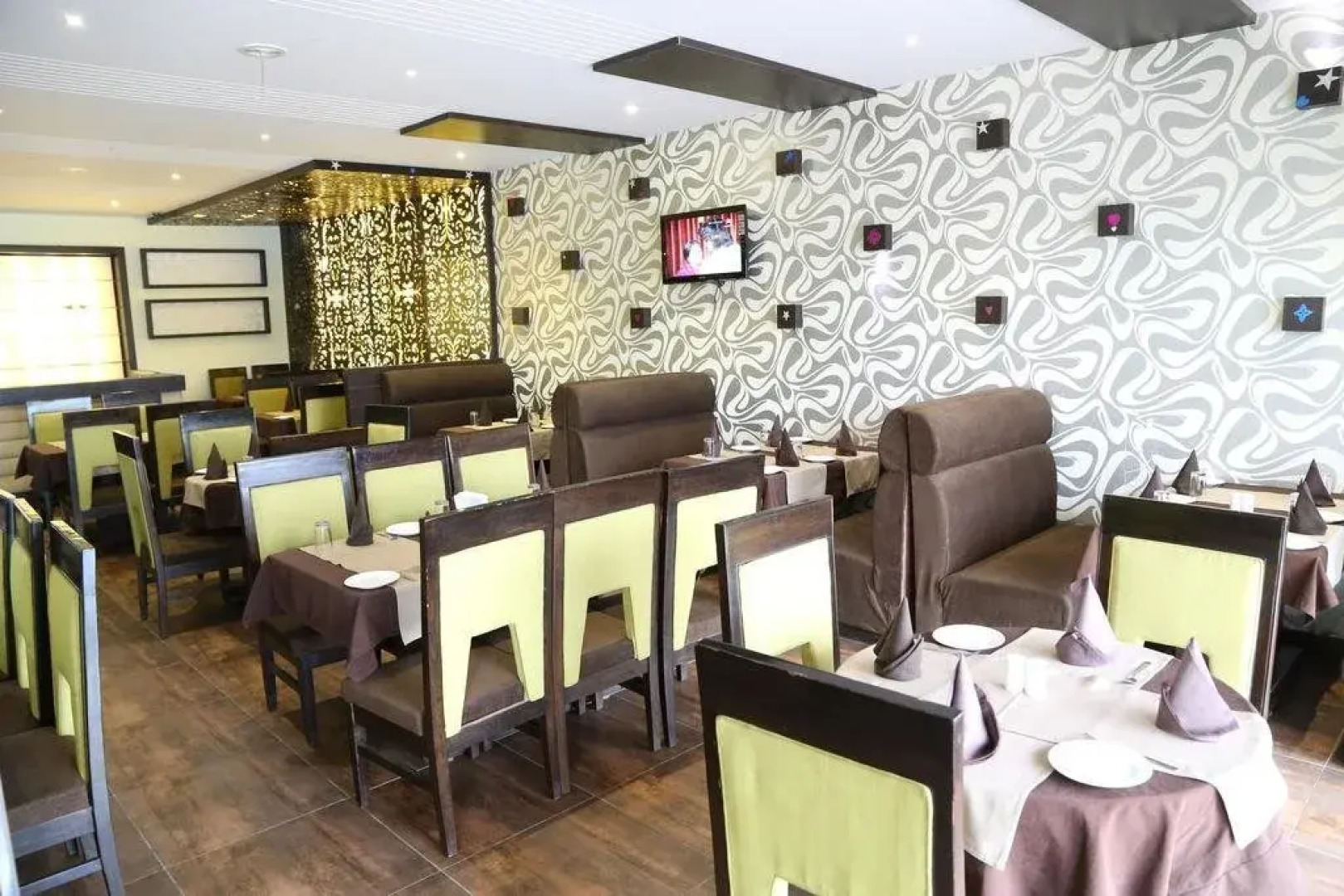 OYO Premium IVY Hospital