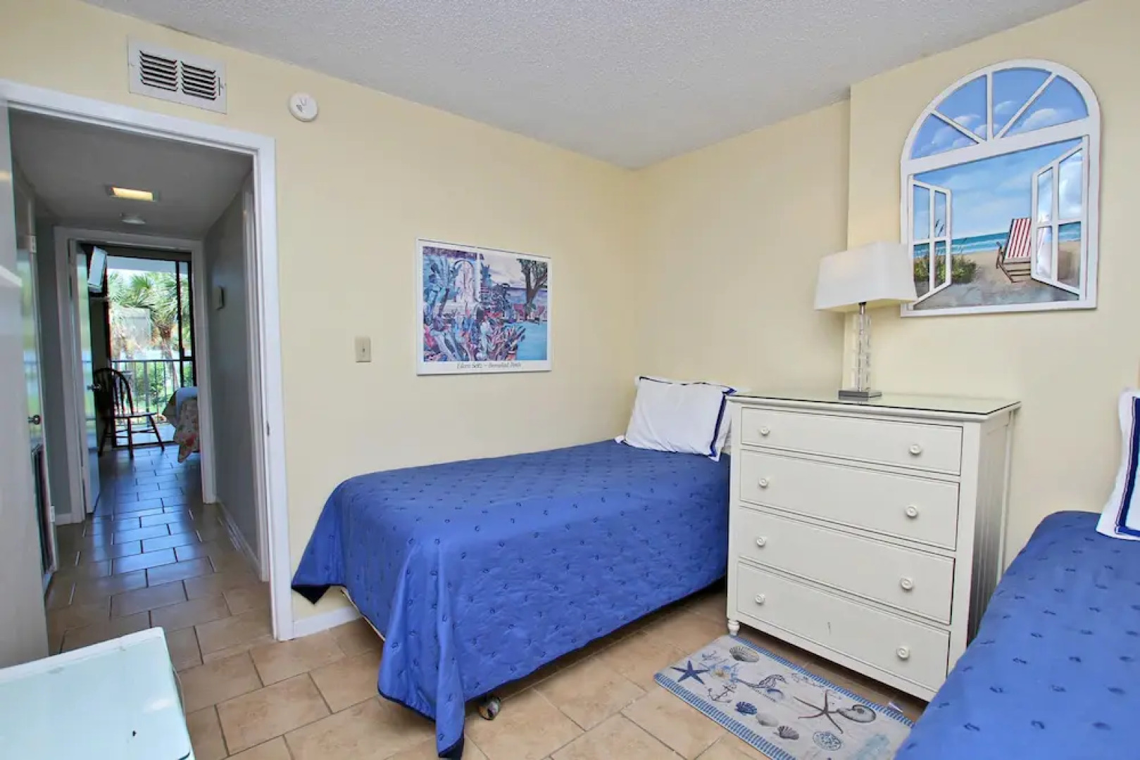 Crystal Tower By Youngs Sun Coast