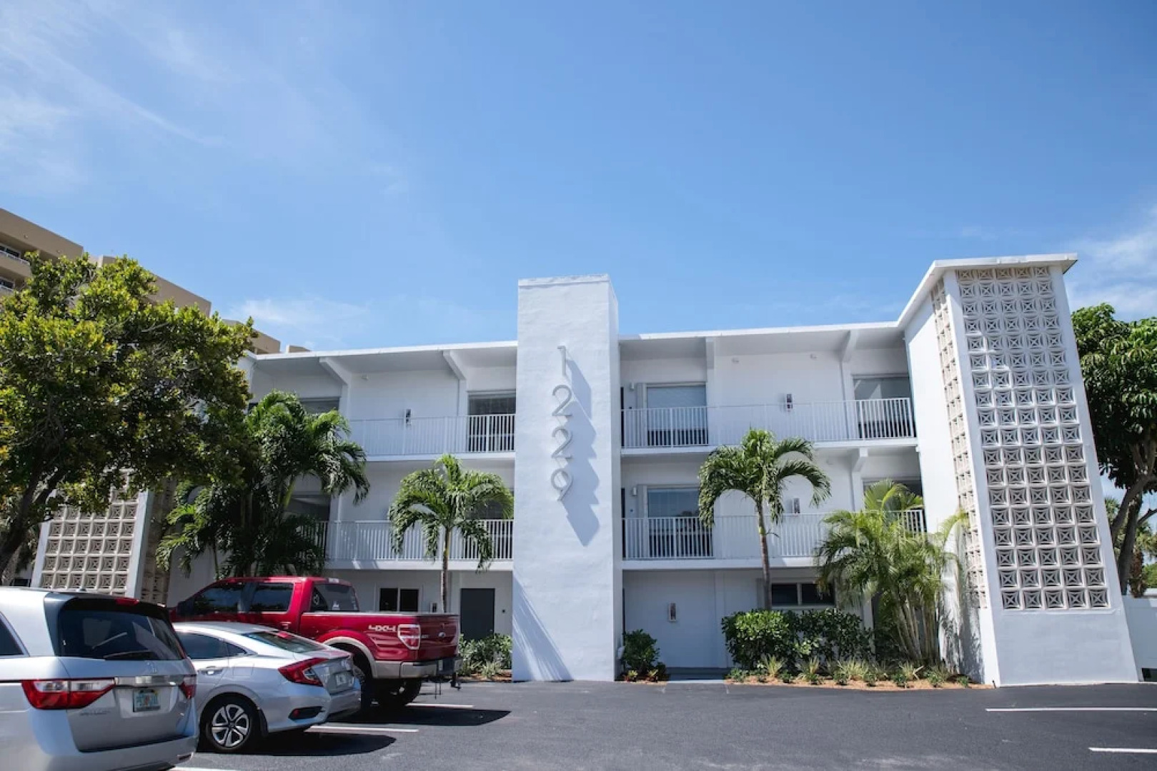 1229 Apartments at Beachcomber Resort