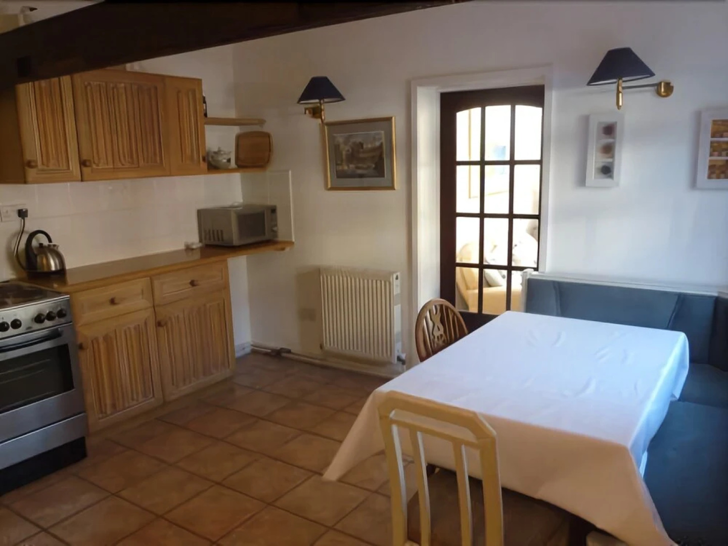 Wisteria Cottage B&B