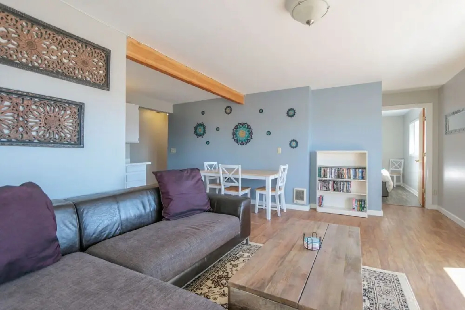 Grandview 3 Bedroom Home by RedAwning