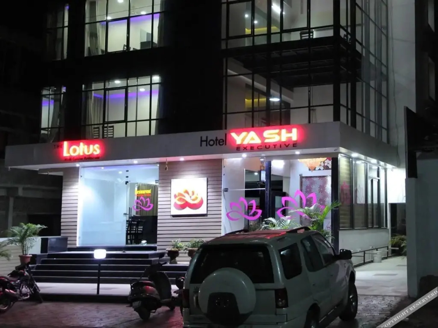 Hotel Yash Executive