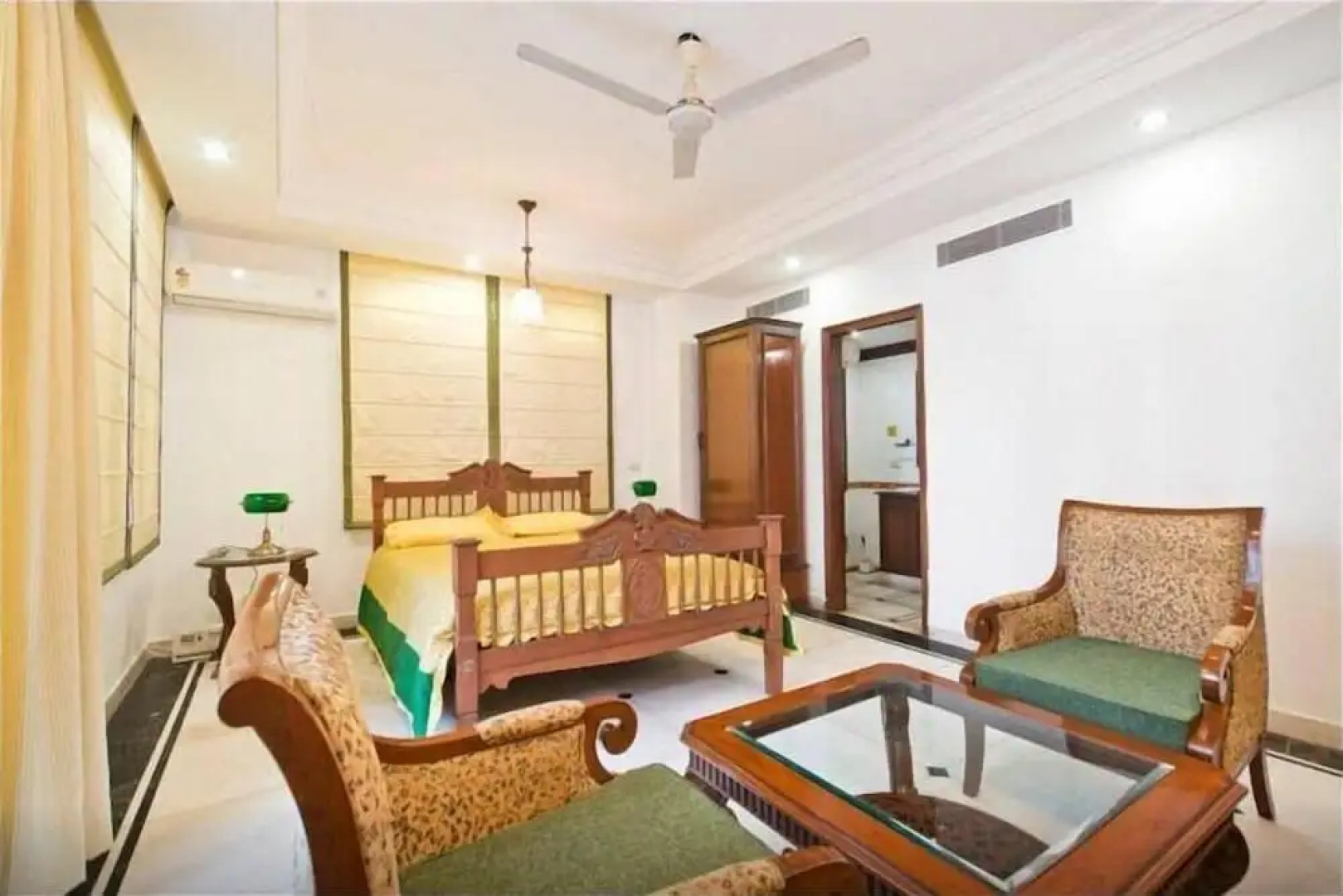 VILLA 33 Bed & Breakfast