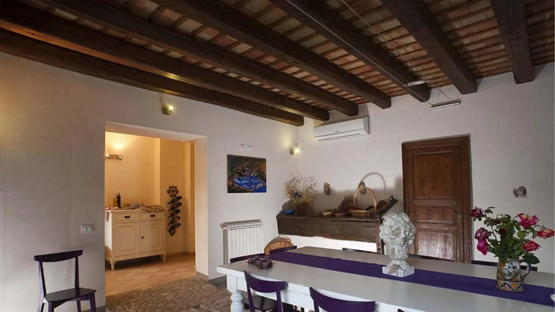 Independent villa up to 16 guests-VILLA DELLO ZINGARO