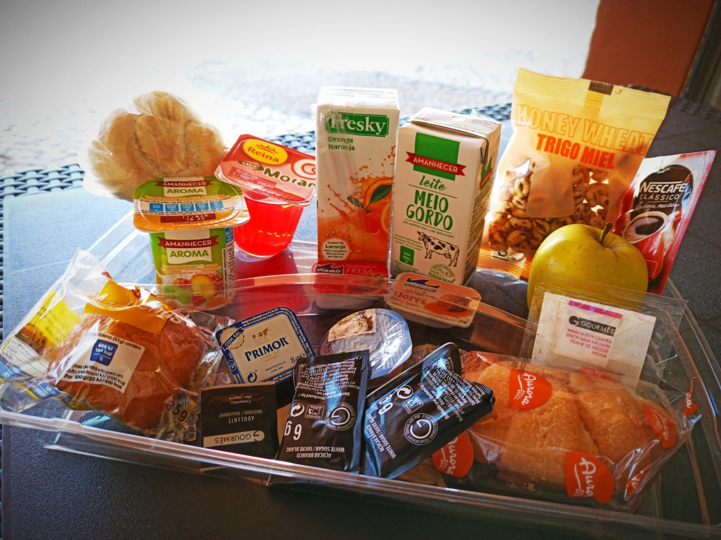 Lakeside Country Club