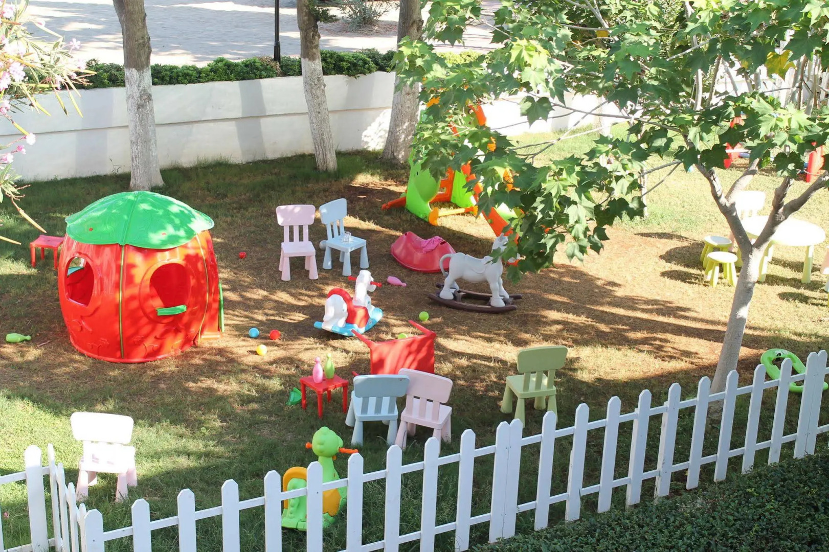 Mavi Beyaz Hotel Beach Club