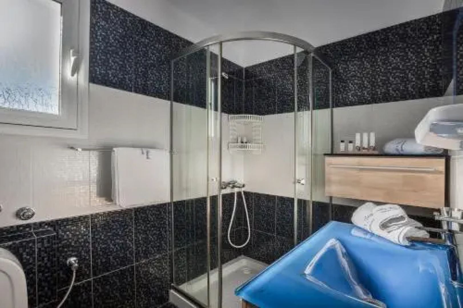 Anthis Beach Apartments