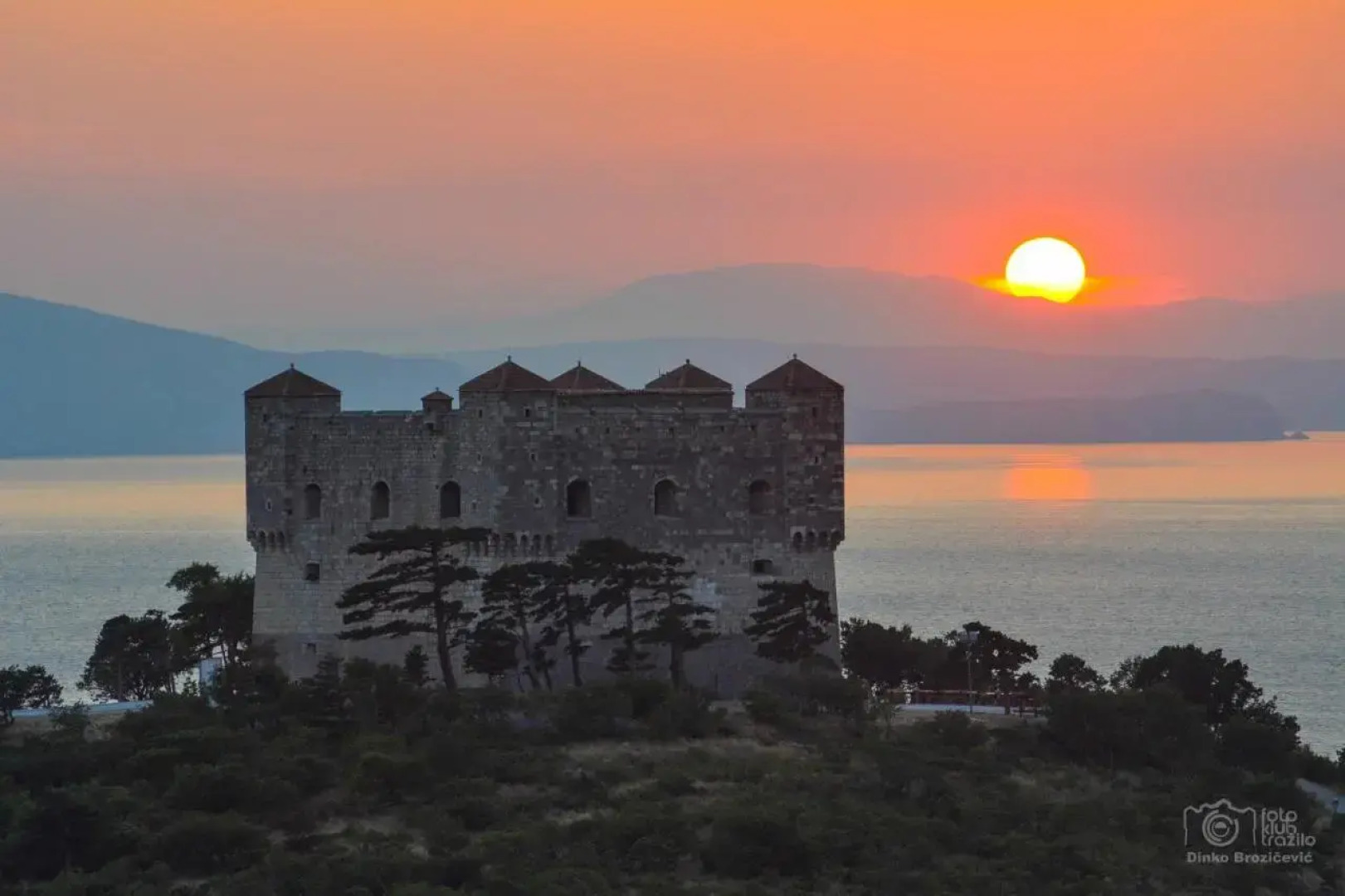 Apartments Štefanac