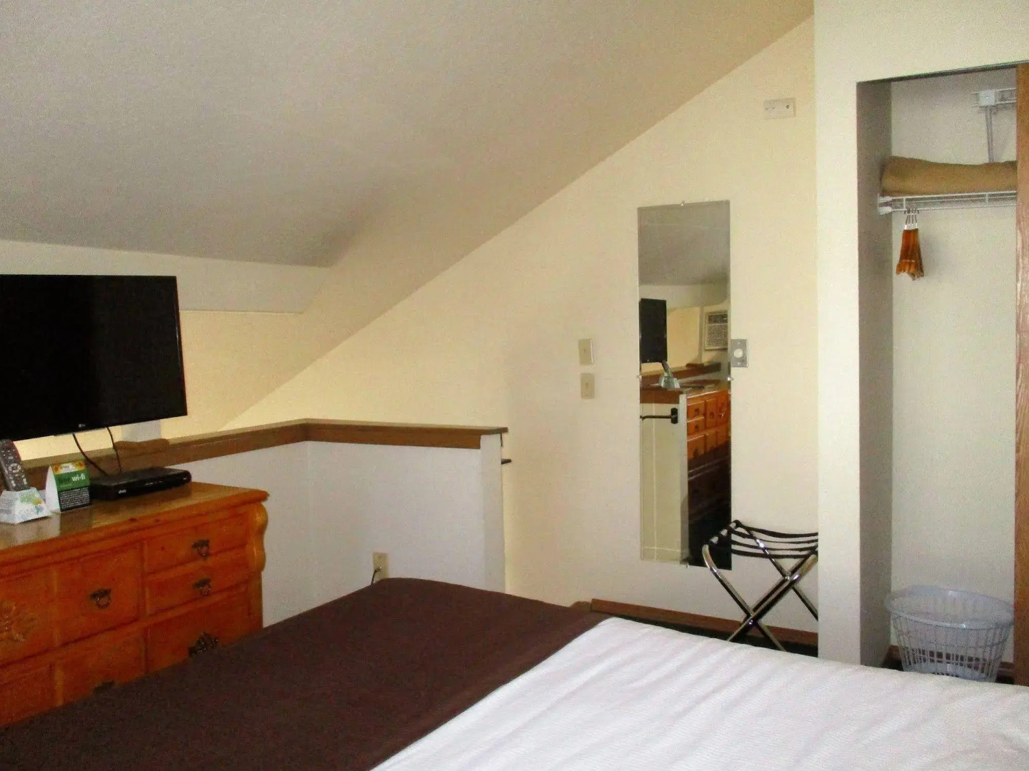 Turning Leaf Furnished Townhomes