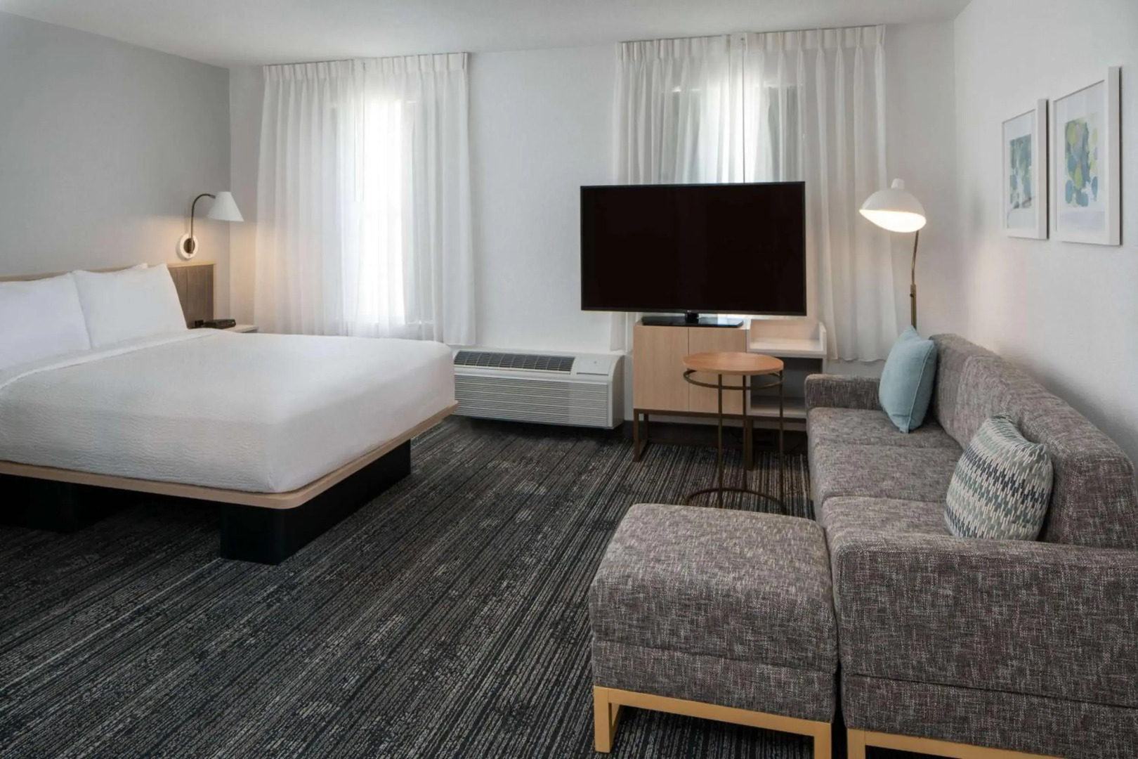 Sonesta Simply Suites Falls Church