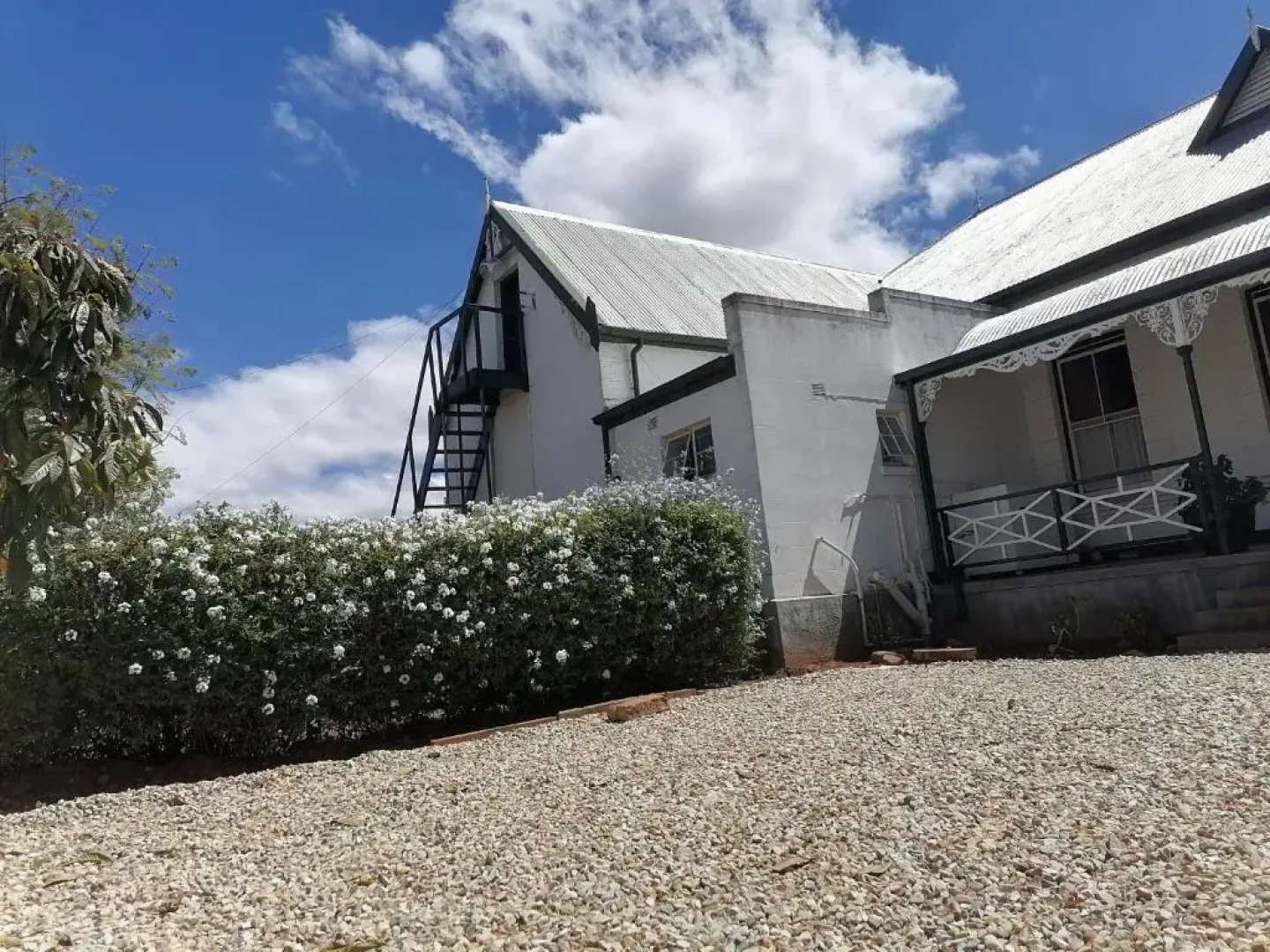 Albert Manor Guest House