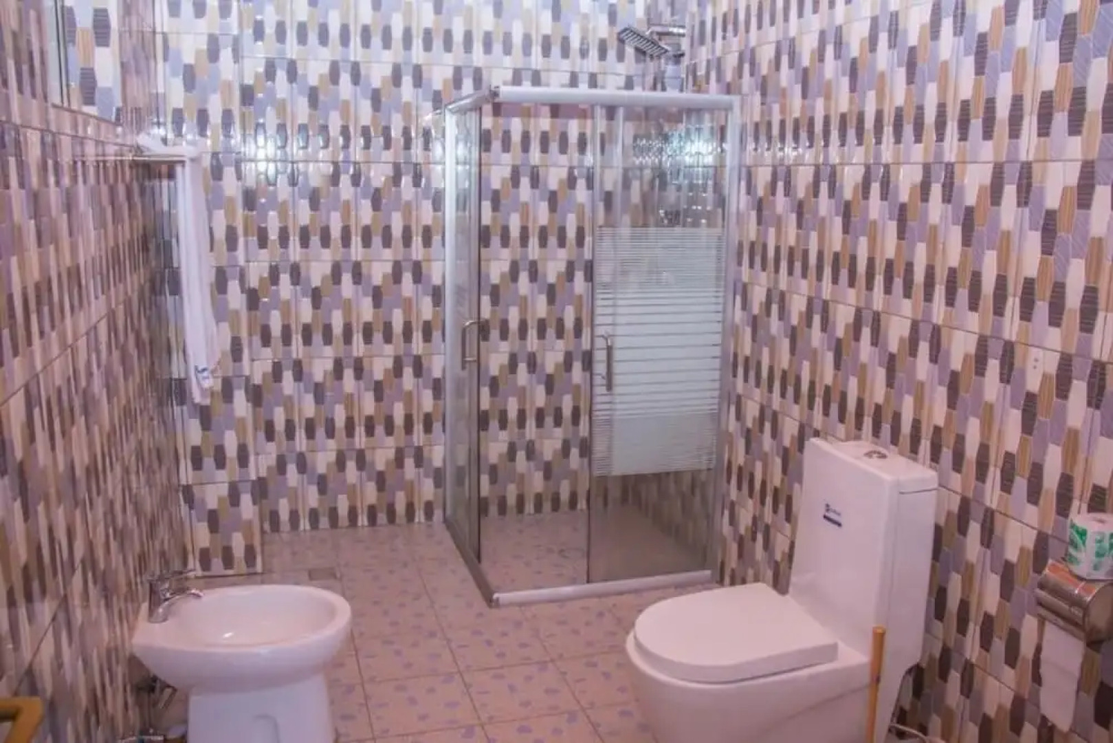 King Room With Nice Lake View - 2 People