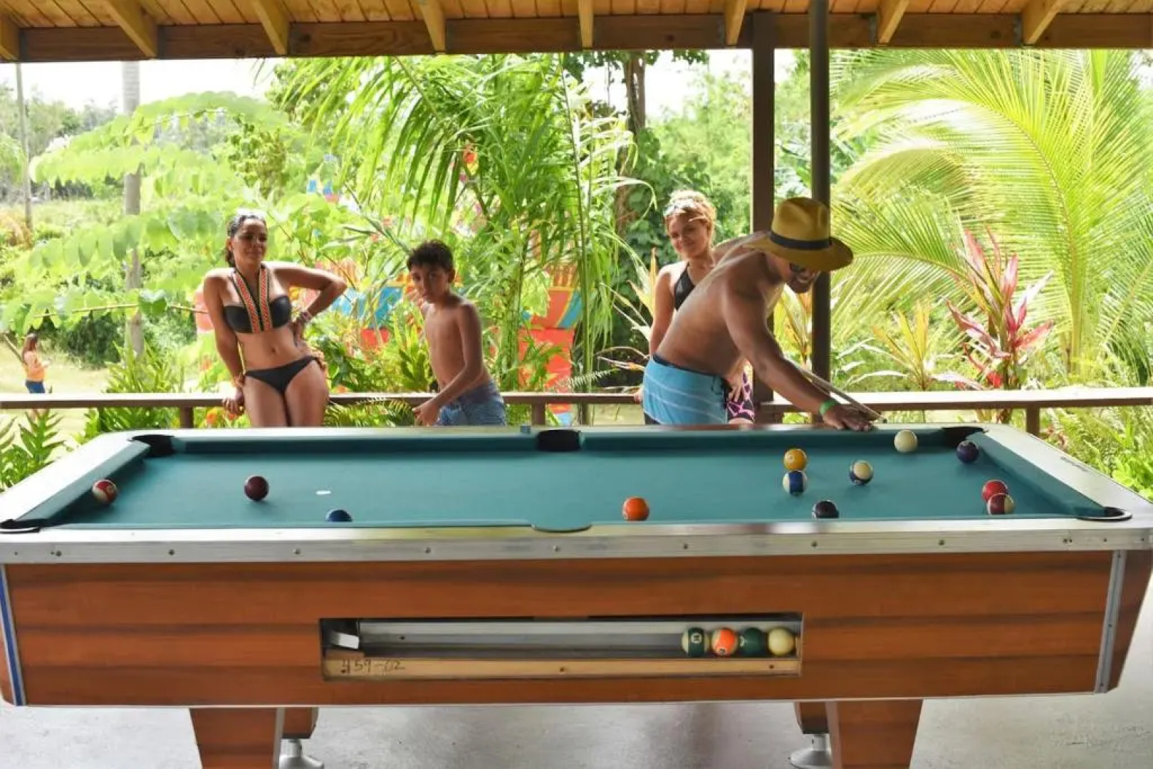 Isabela Villa Bonita - Vacation & Event Venue Sleeps 50!