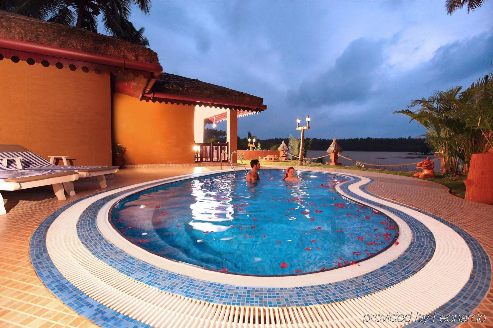 Fragrant Nature Backwater Resort & Ayurveda Spa