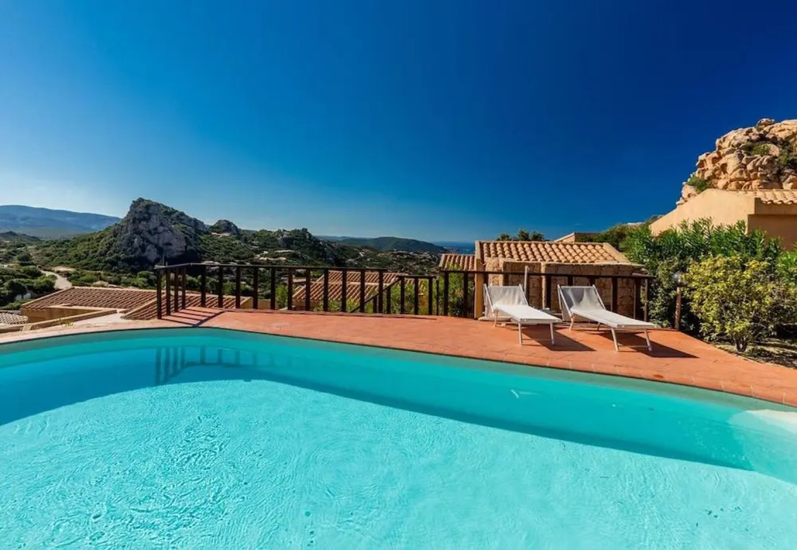 Villa Violetta 4 Turchese