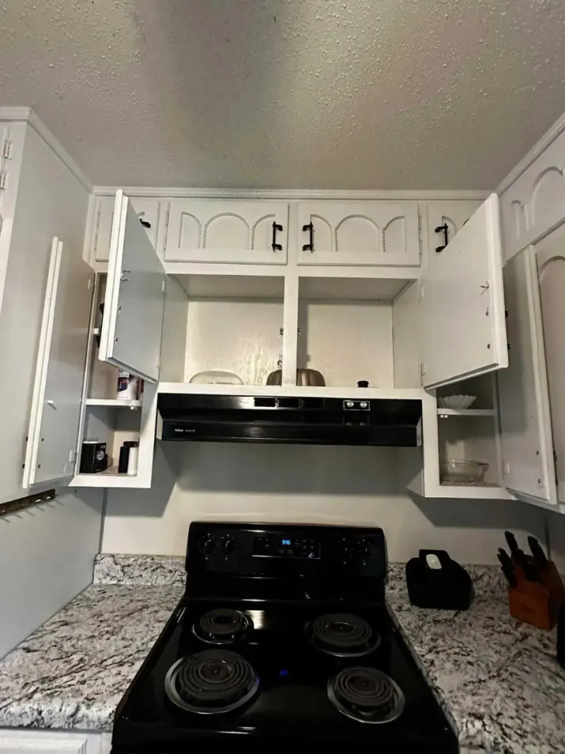 The Monterey Maison-20min N of Downtown, 6BR