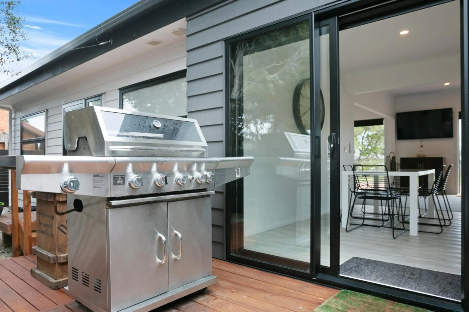 Sky Above Beach Below - Waihi Beach Holiday Home