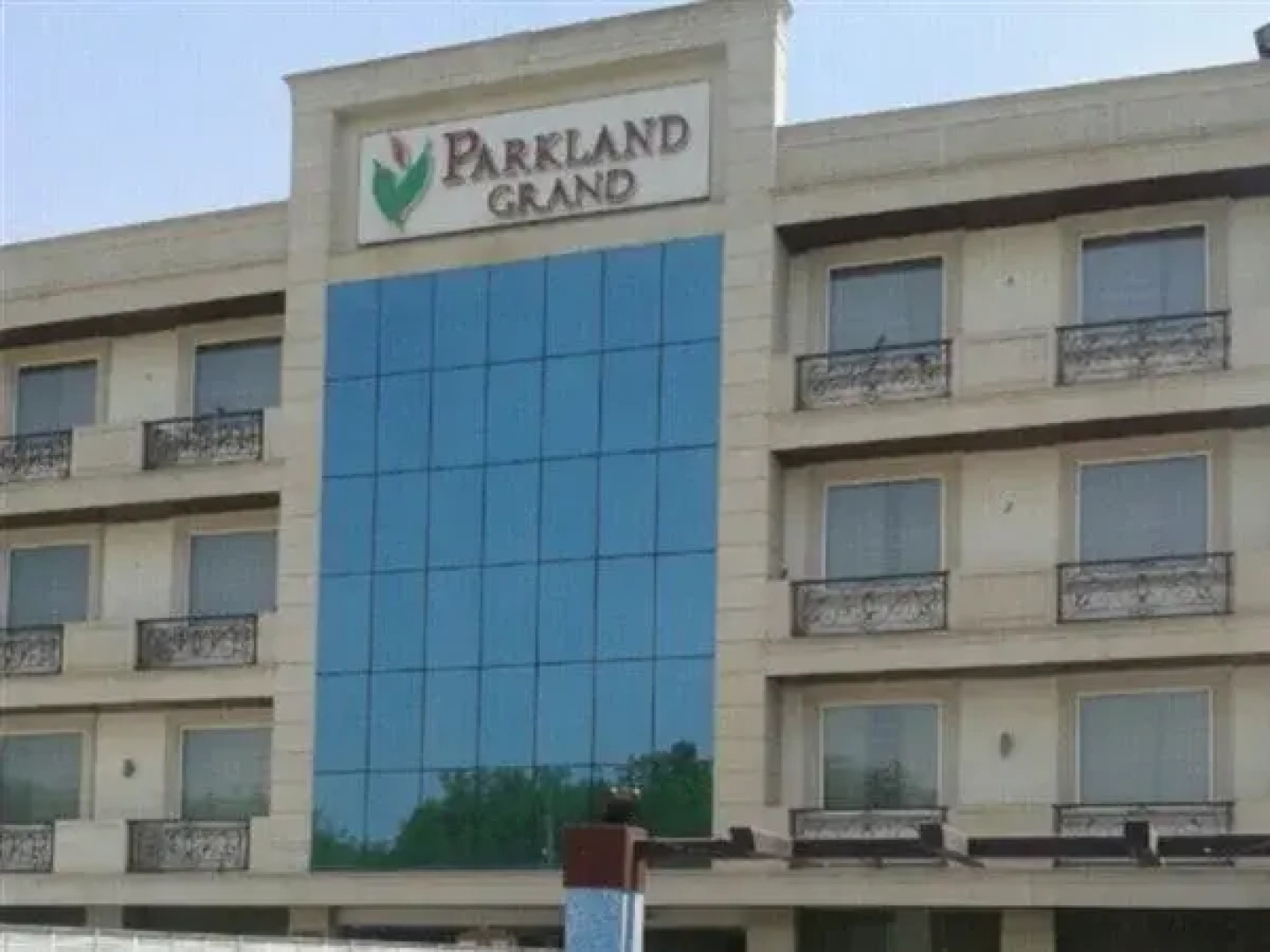 Parkland Grand Kapashera