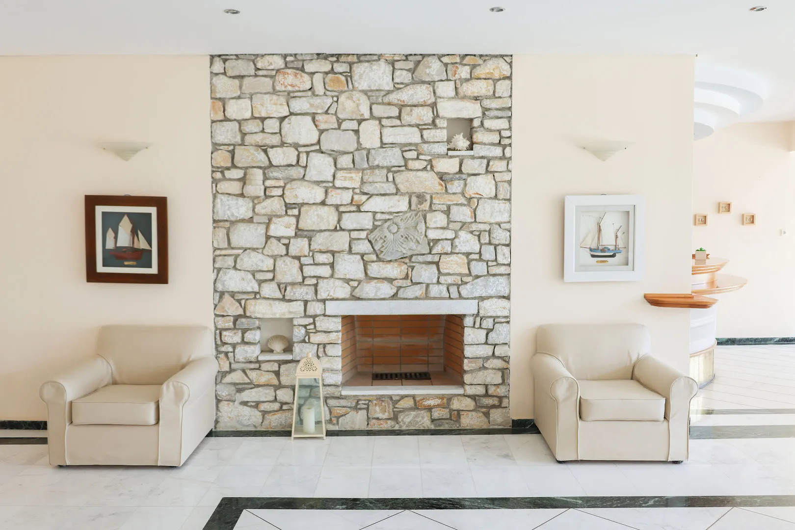 Kanapitsa Mare Hotel