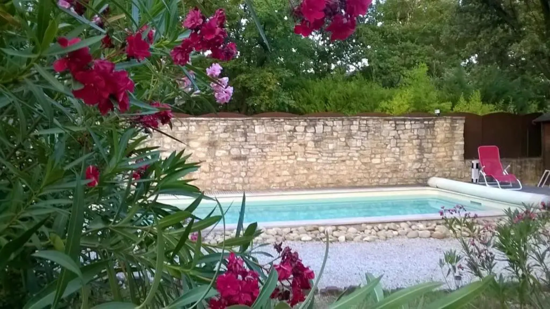 Villa de 3 chambres avec piscine privee jardin clos et wifi a Arpaillargues et Aureillac
