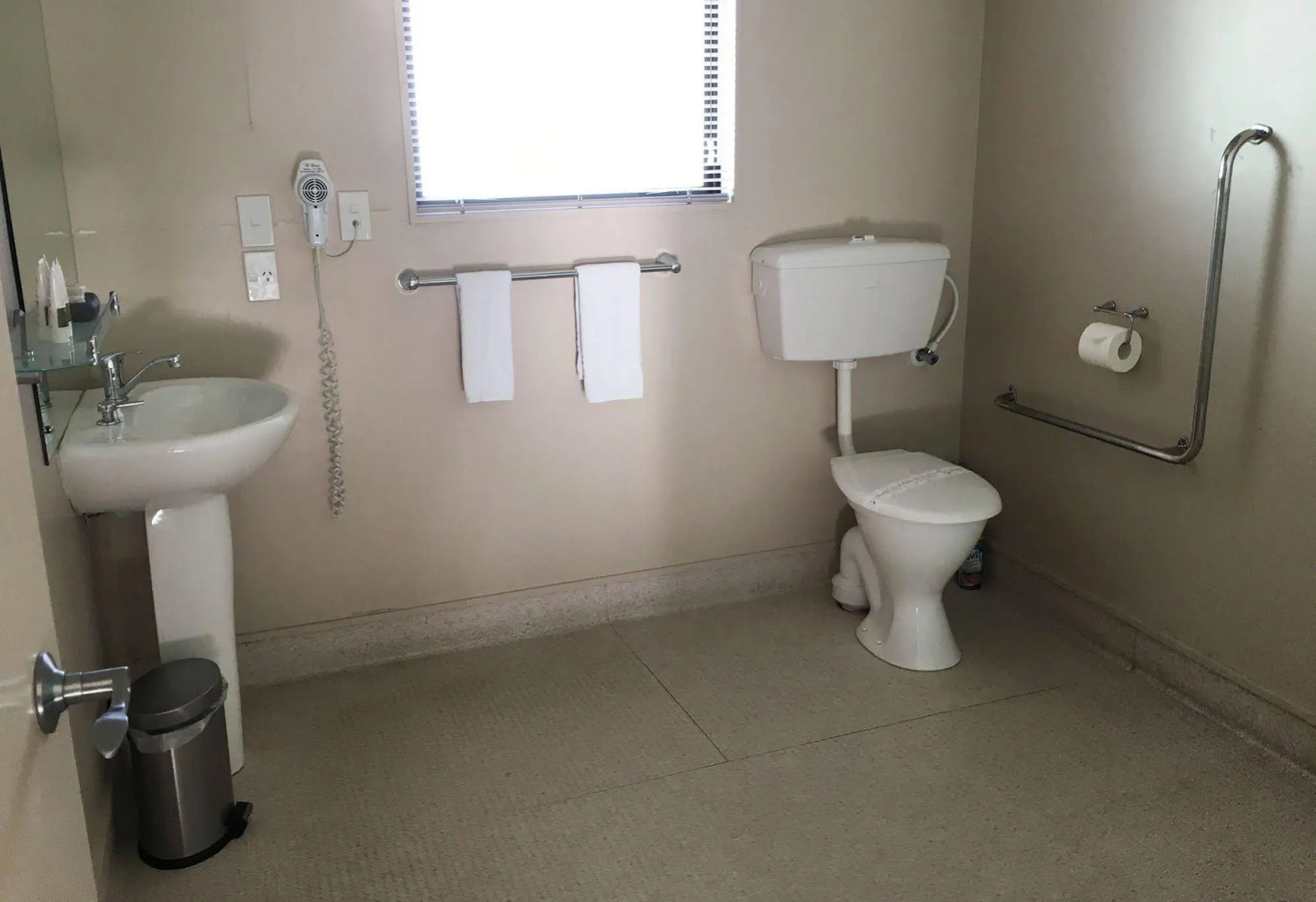 Kingston TOP 10 Holiday Park