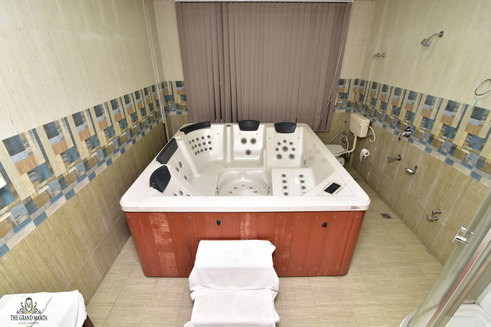 Hotel The Grand Mamta
