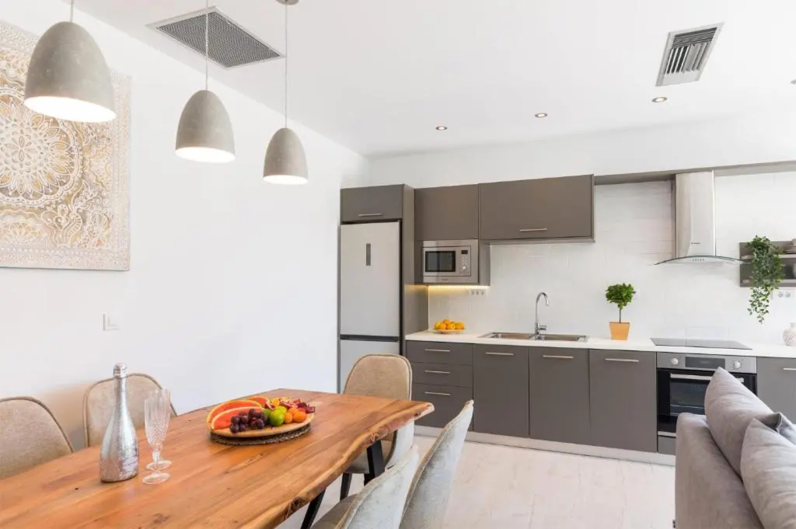 Villa Bougainvillea Boutique 1 by Villa Plus