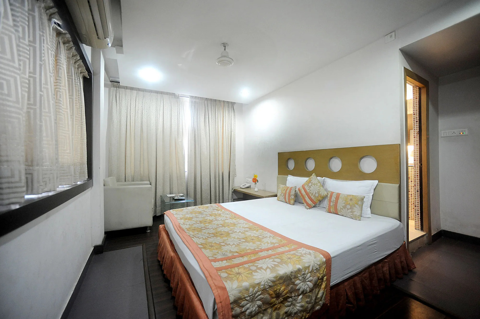 Hotel Lee International