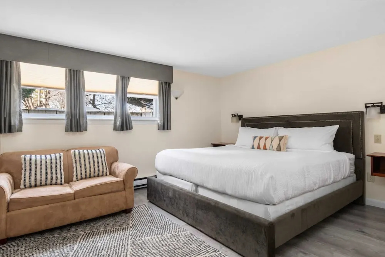 Beverly Garden Suites