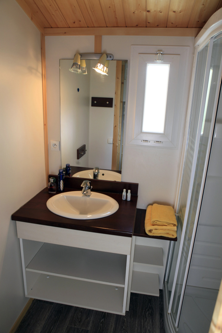 Terres de France - Hameaux des Marines