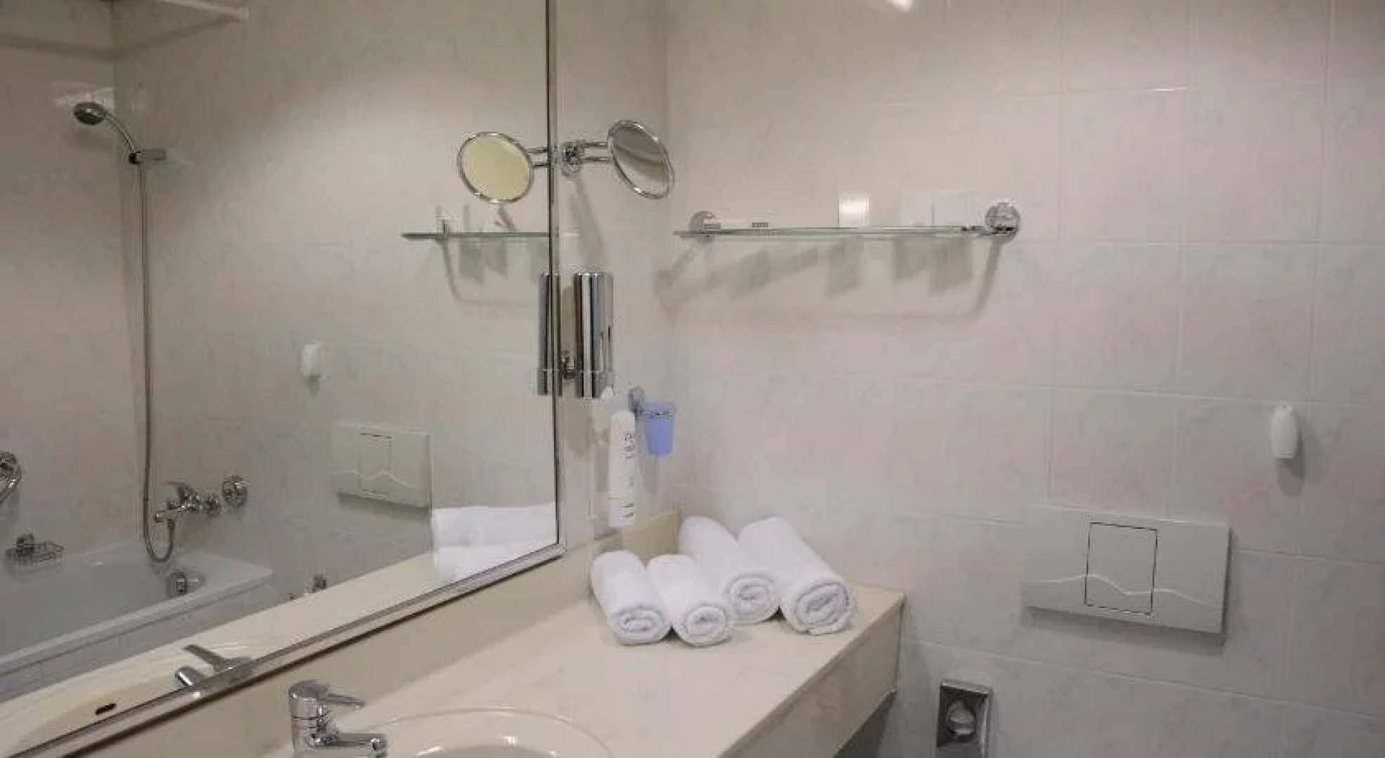 Hotel Tennis Club