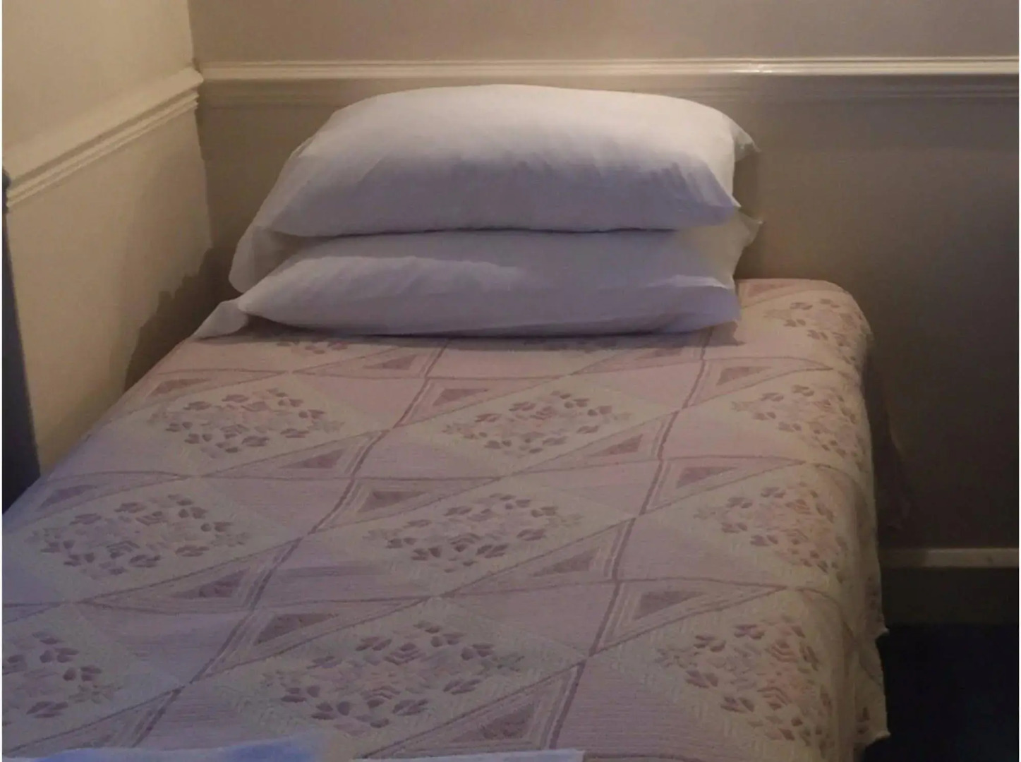 Colnbrook Lodge Guest House