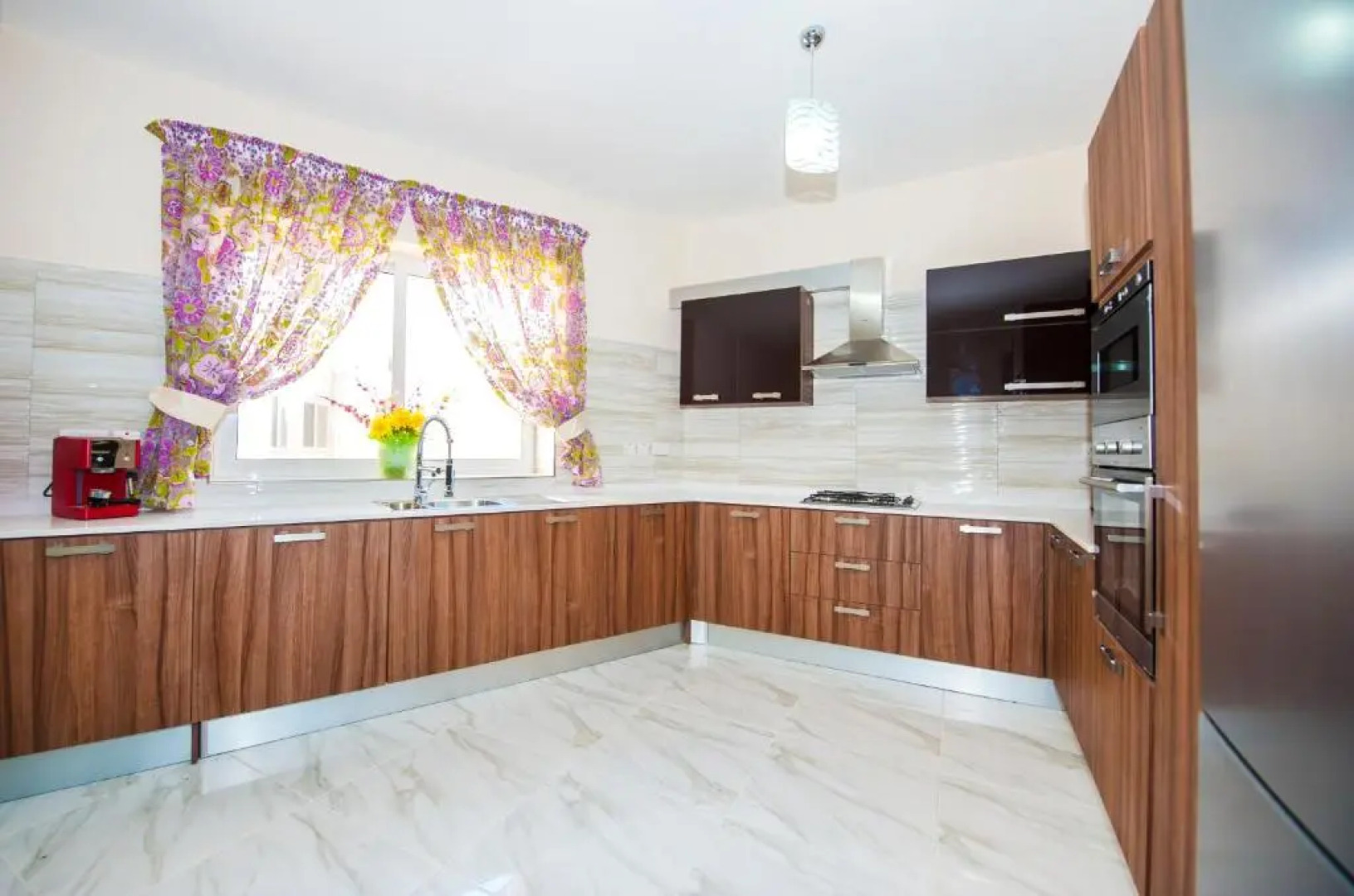 The Waves holiday apartment