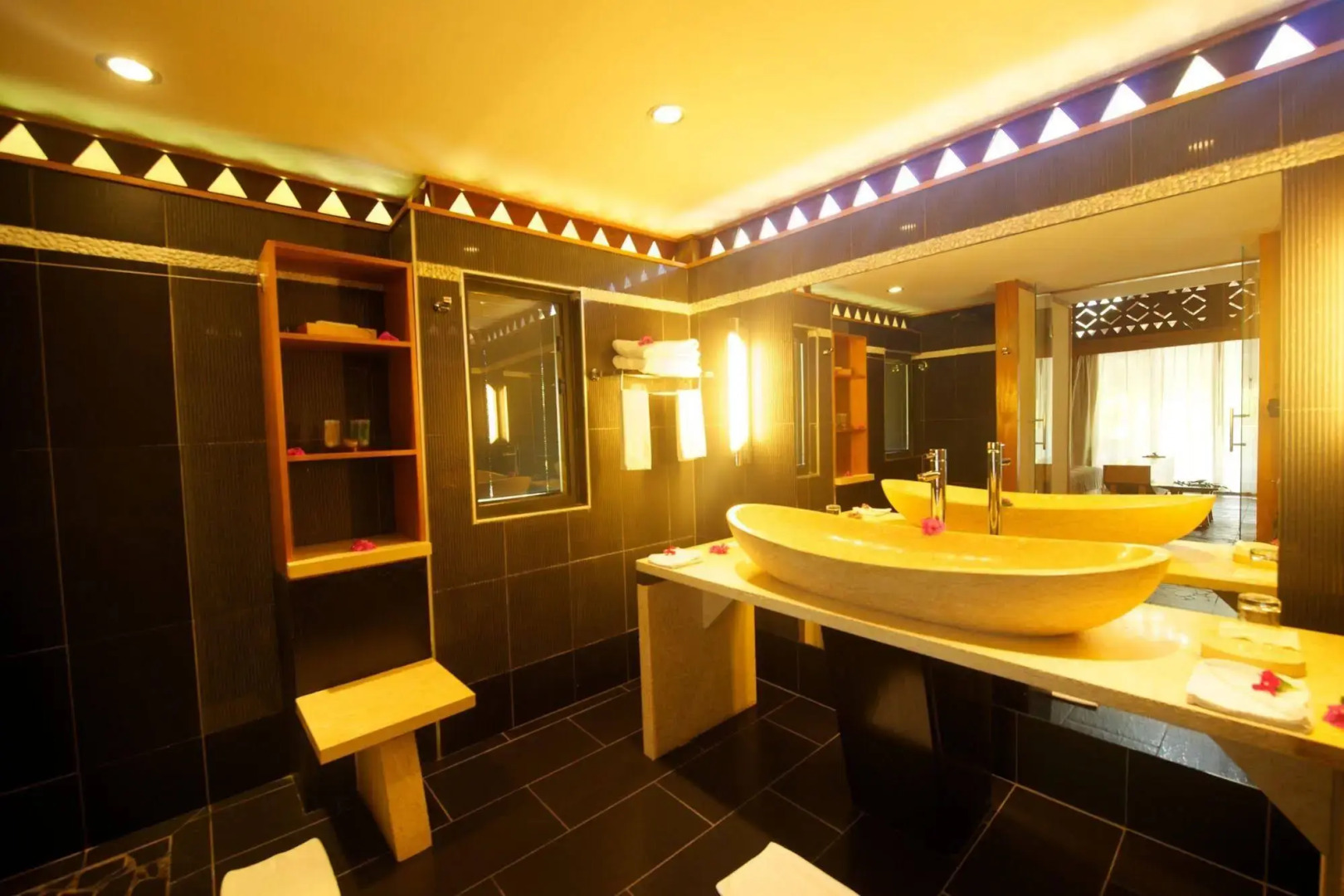 Maitai Lapita Village Huahine