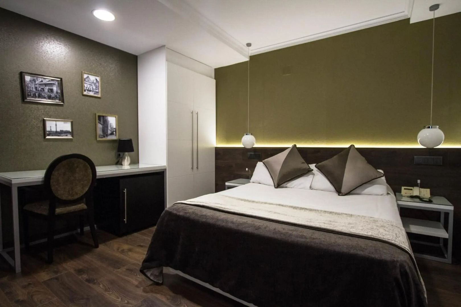 Hotel Moderno Barcelona